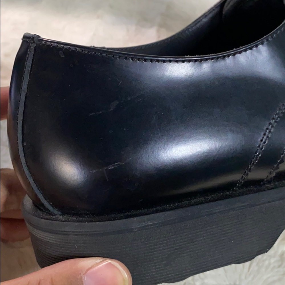 Hugo Boss shoes - Picture 11 of 15
